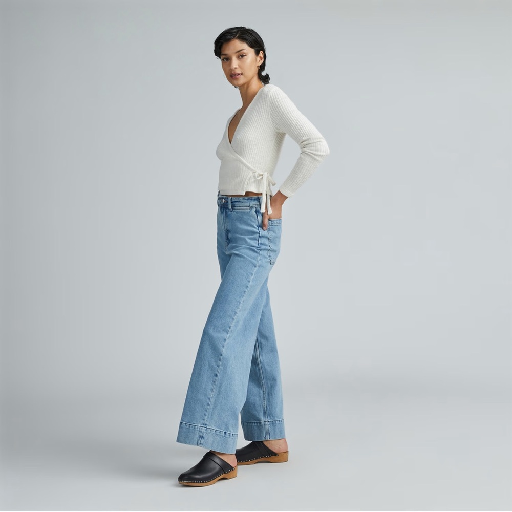 Everlane Mariner Jean in Light Indigo. Size 26 NWT